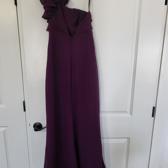 Dress - Picture 3 of 7